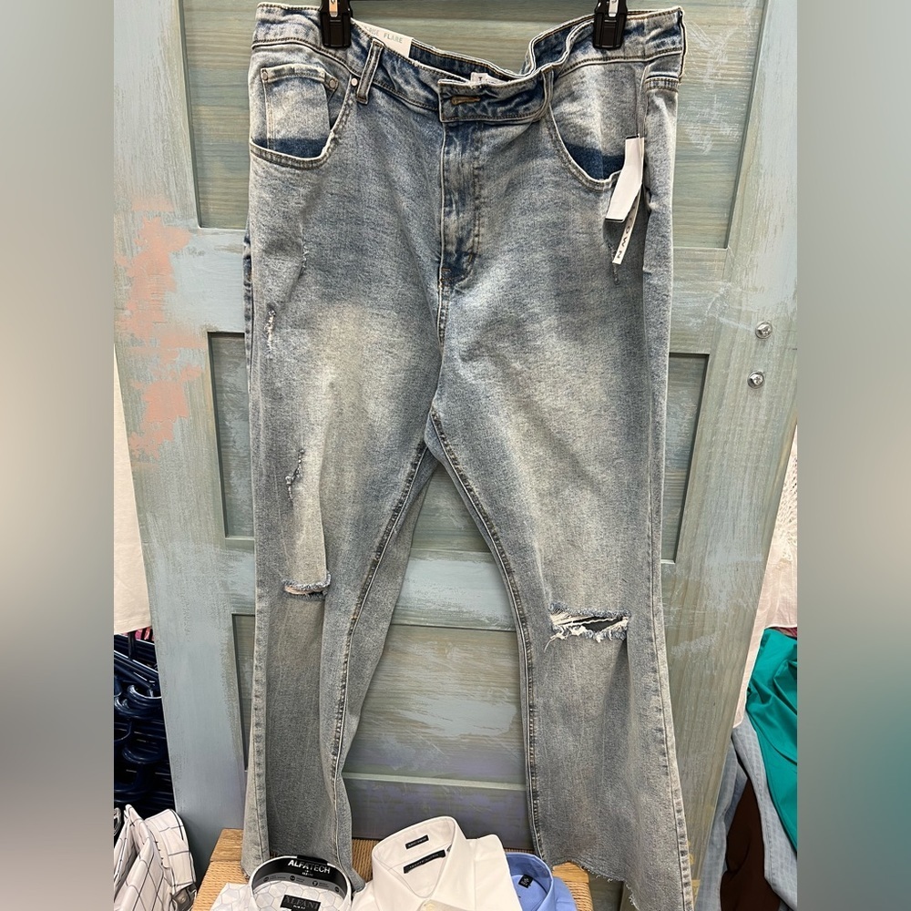 Tinseltown Hi-Rise Flare Jeans